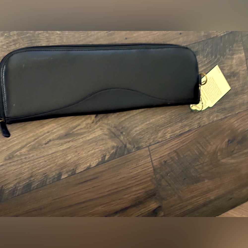 BRAND NEW W/Tags! DOPP Black Leather Travel Tie Case with Multiple Snaps